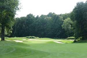 Double Eagle 6th Approach